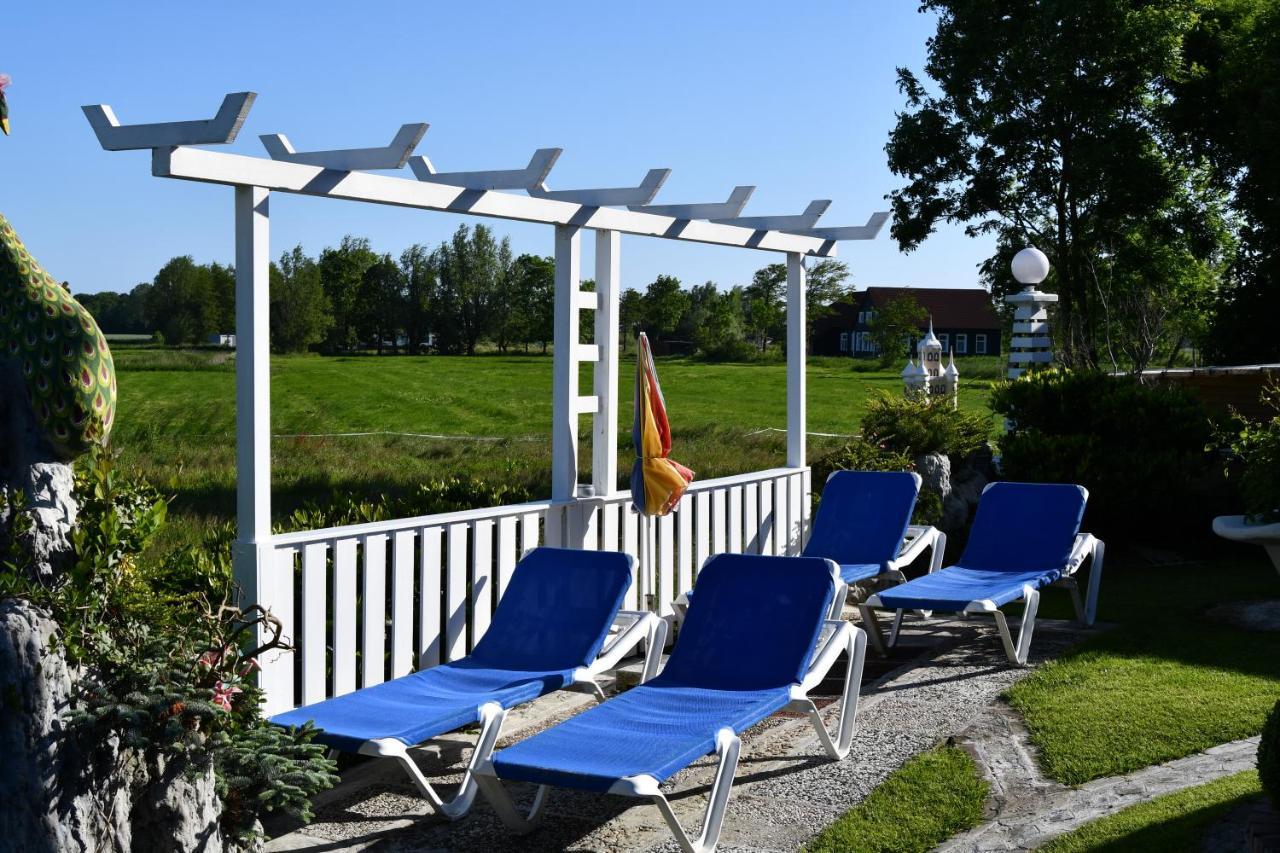 Garni Hotel-Pension Holum Neuharlingersiel Eksteriør bilde